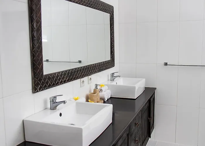 Gardenia - 6 Bedrooms With Pool In * Семиньяк